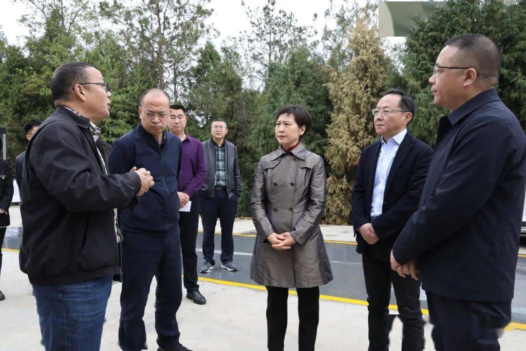 王华蓉赴江油调研种业工作
