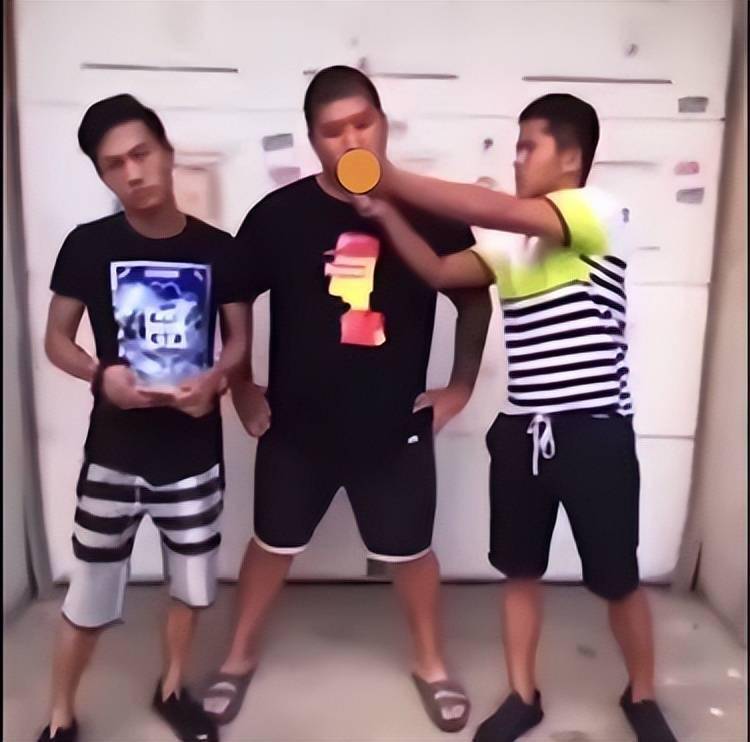 十六号下午的某一分钟,我在沈阳大街等你_视频_快手_往事