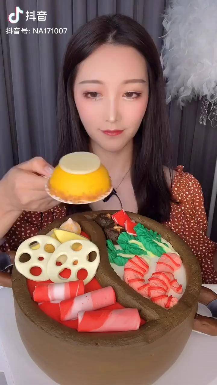 蛋包荷复古回忆派对热门吃播甜品