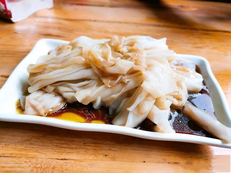 湛江这10家肠粉店想吃要起早