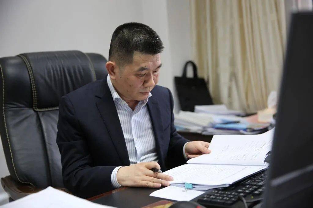 为民理财终不悔