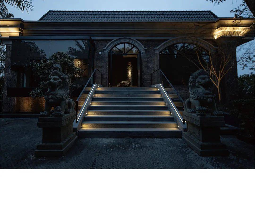 璞邸丨不用去美术馆打卡这里就藏着一个艺术风庭院餐厅