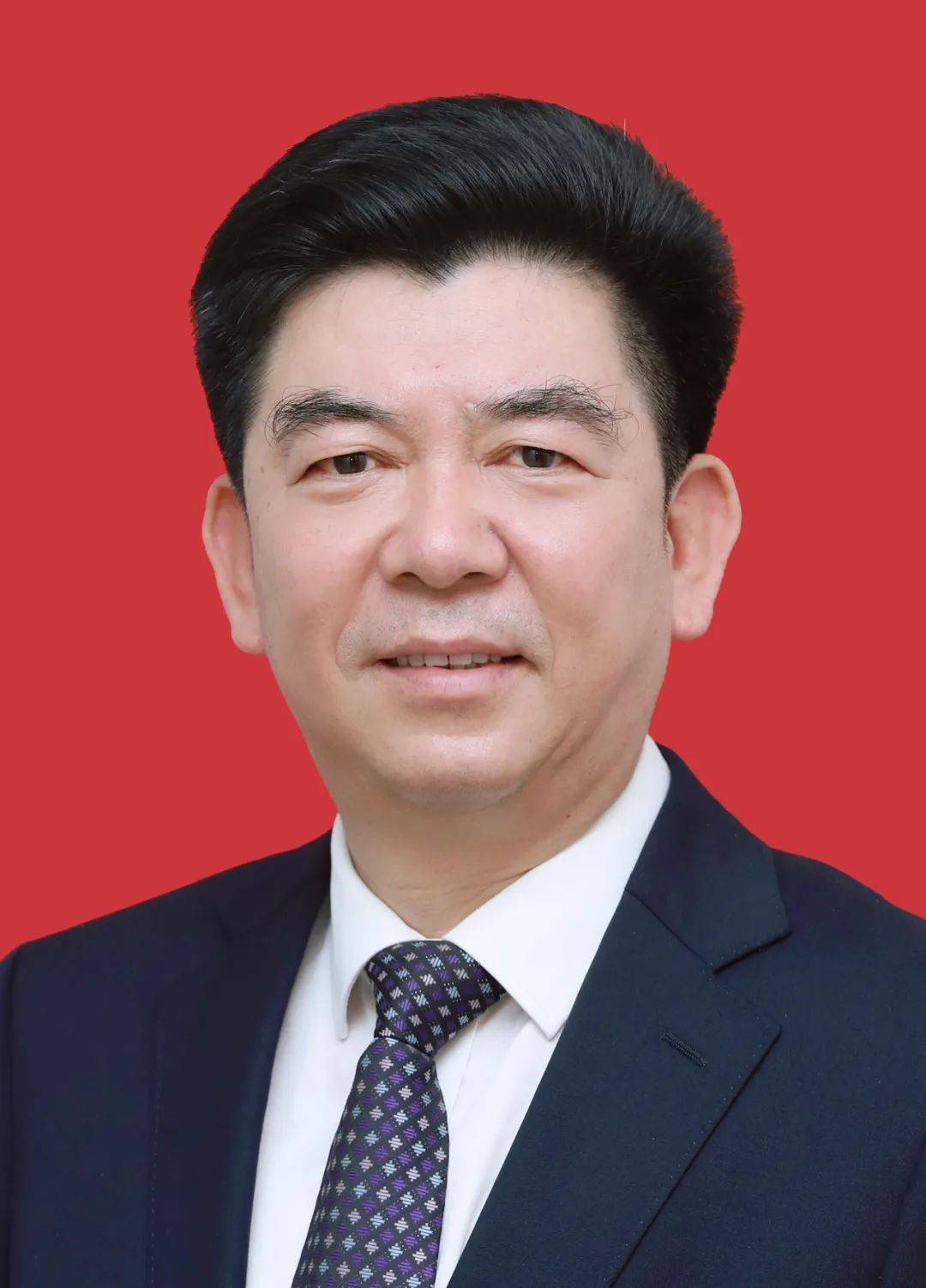 李亚平当选苏州市人大常委会主任吴庆文当选苏州市市长