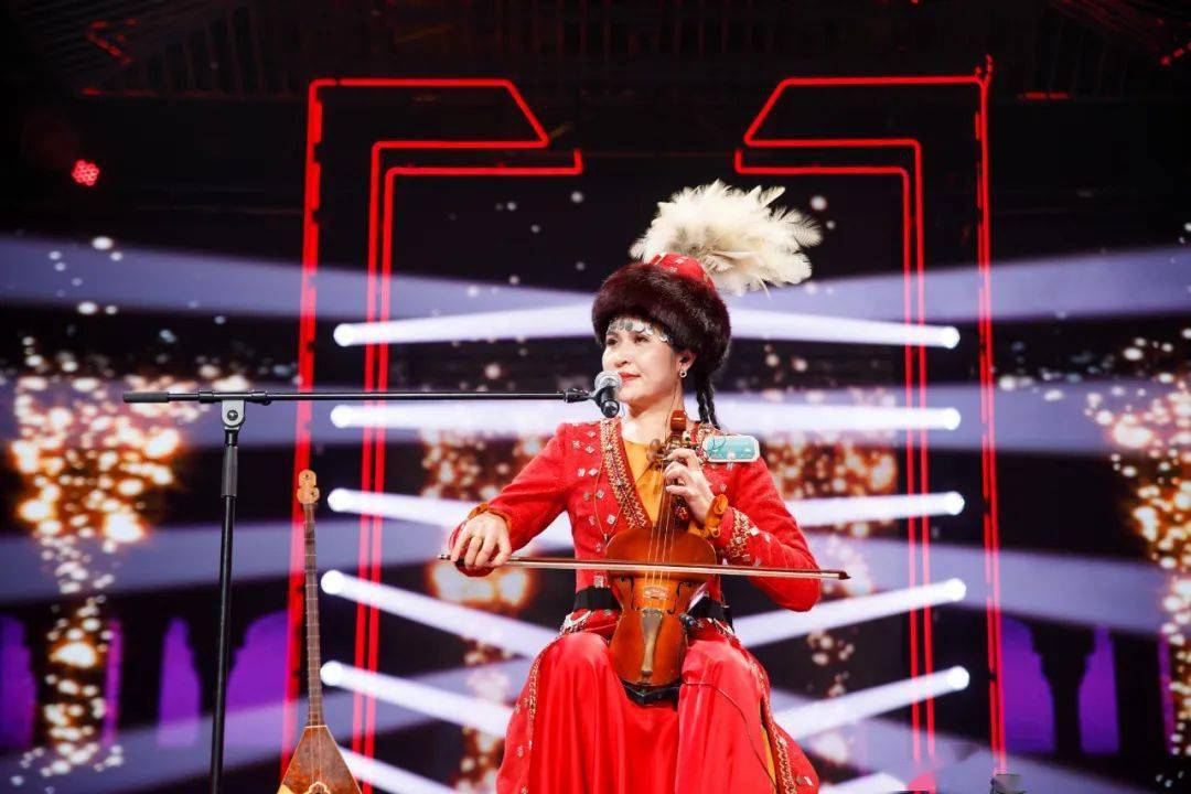 为了让国乐"活"起来,他们造了一座城_节目_之城_大典