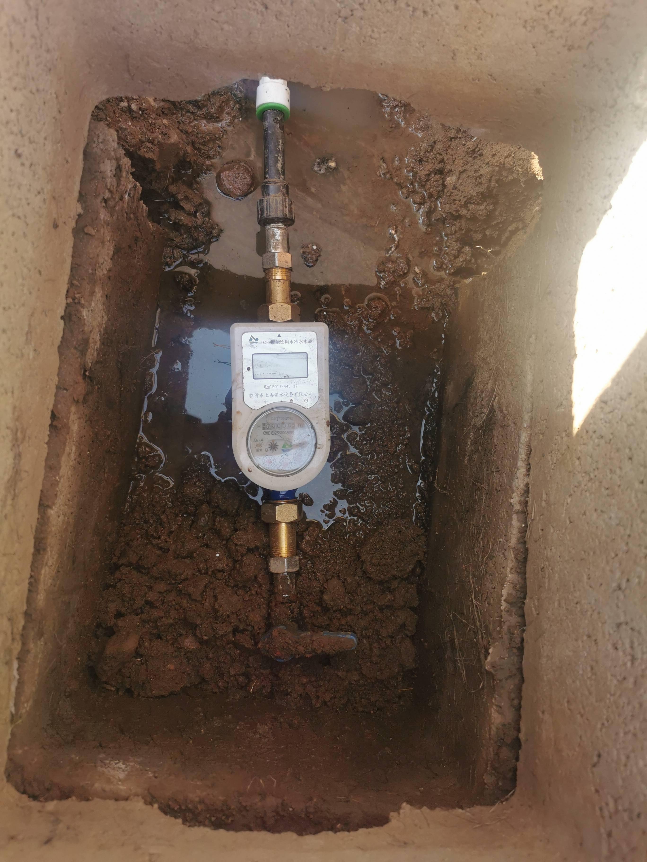 市人防办驻第一书记村迎来用水"打卡"时代_管理_水表_自来水