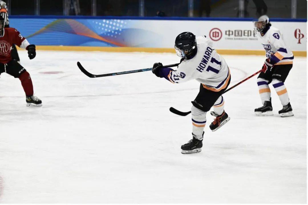 体育人物志万皓元幸逢冬奥盛世践行冰球之志