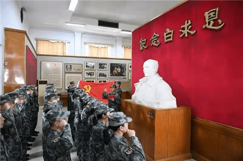 最闪亮的坐标·一封家书③|追忆"白求恩式好军医"_张笋_患者_精神