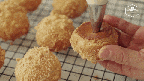 酥粒奶油泡芙香酥可口