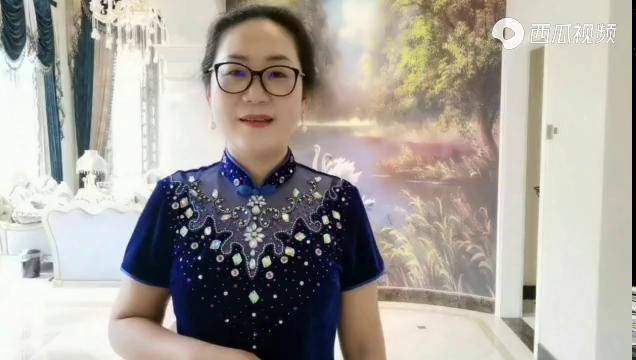 北京潘姨参加闺蜜儿子的婚礼,要着装旗袍表演节目,大