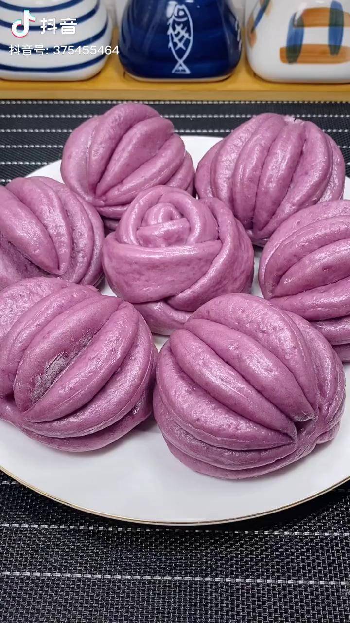 紫薯花卷美食教程推广小助手健康美食自己做做自己的主角紫薯花卷的