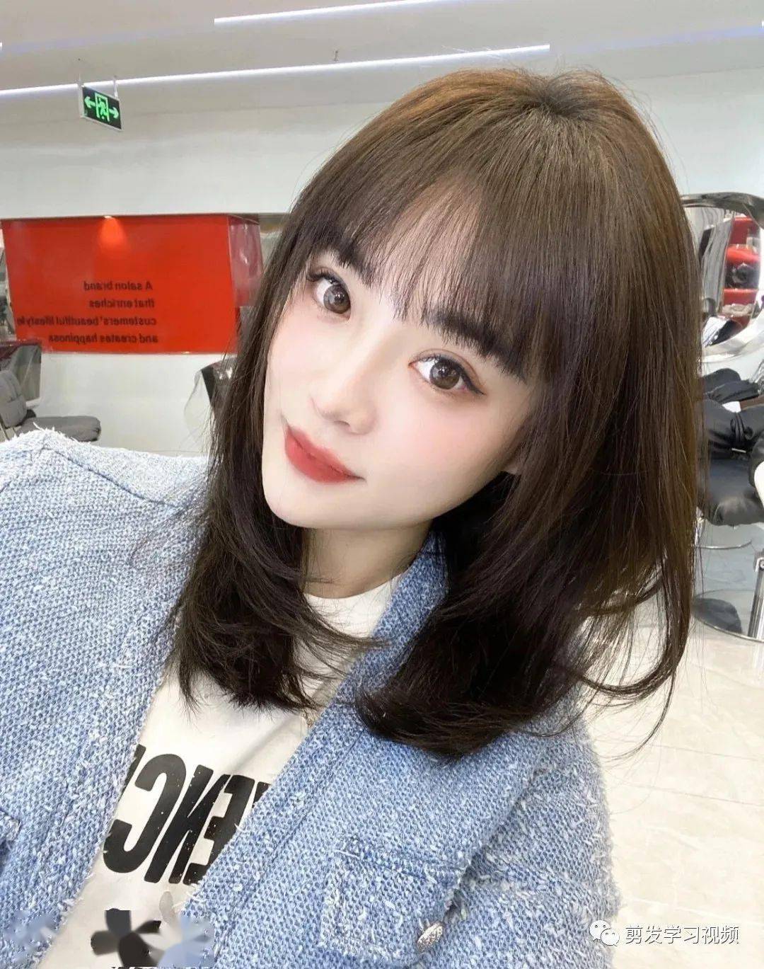 "初恋内扣锁骨烫" 春天烫 ,减龄又好看!_发型_中国_形象