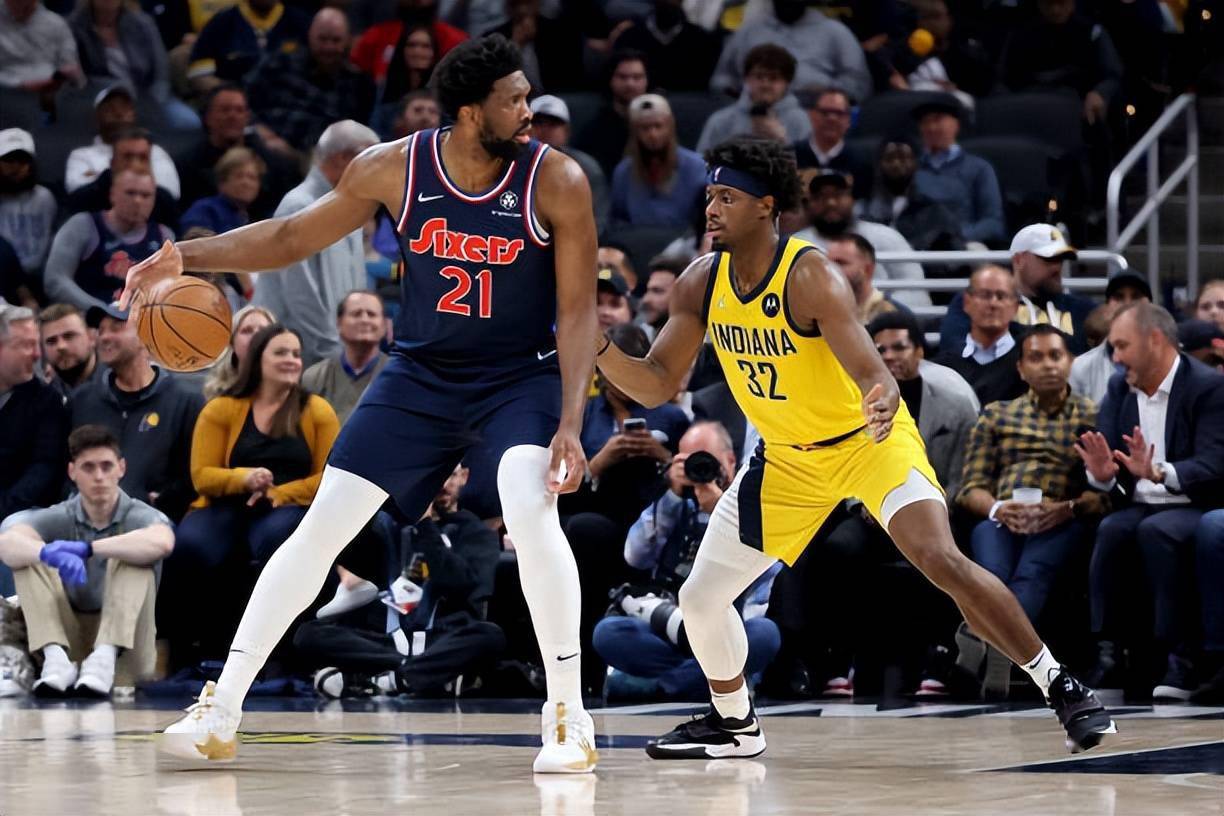 恩比德轰4513马克西30分76人轻取步行者