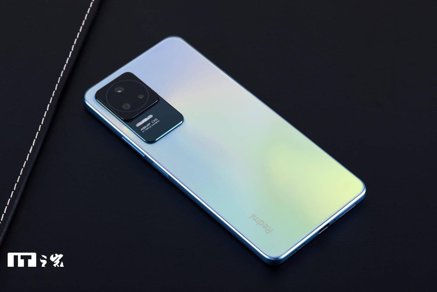 it之家开箱redmik40s图赏骁龙870芯片e4amoled直屏