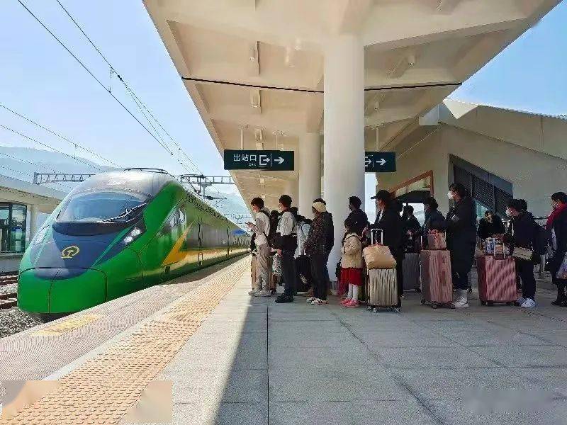 玉磨段动车组列车票价优惠来袭_运行图_铁路_通知