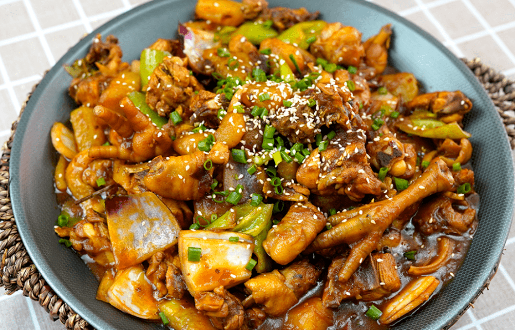 奇魅虾尾海鲜烧烤三周年福利大放送299元抢购35人餐一品炒鸡烤鱼低至