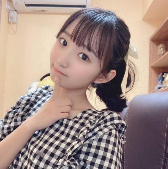 稚嫩萝莉容颜女子偶像音井结衣美照赏_notall_甜甜_笑容
