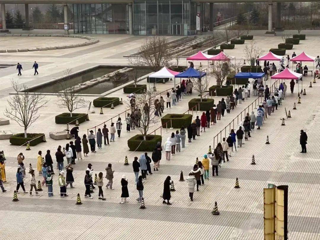 超暖心共坚守解锁大连校区不疫样的封校生活