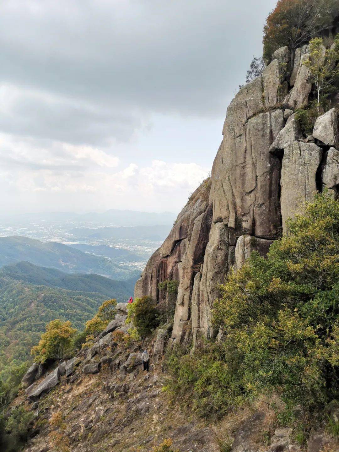 416惠东鸡笼山穿越遇见奇形怪石