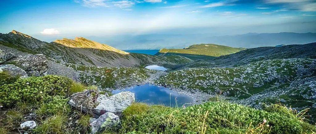 跨越中国分界岭!挑战秦岭主峰拔仙台,看云海、日出、湖泊...勇攀秦岭之巅!_太白山_穿越_高山区