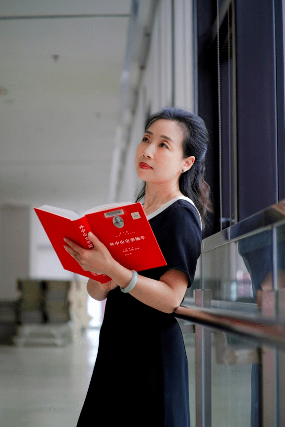 奋进共富新征程见证幸福乐清她力量全市优秀女职工典型事迹八