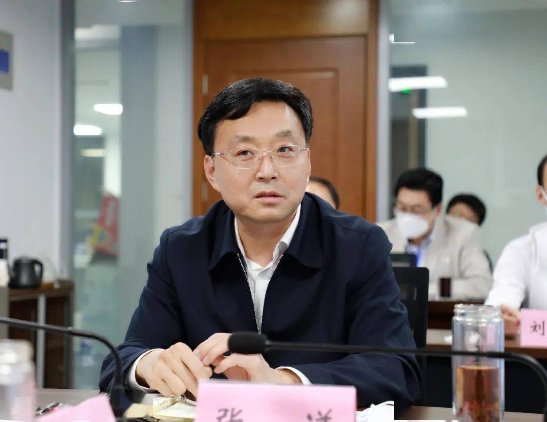 吕明涛主持召开常态化疫情防控形势研判会议_工作_措施_问题