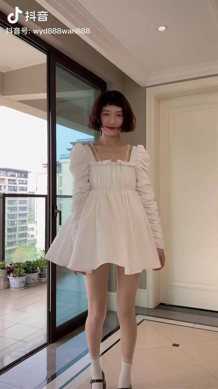 本来不想发抖音的但是这春夏光腿神器实在是太自然太能遮瑕了