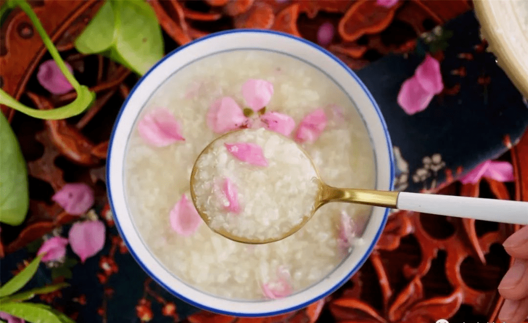 寒食前后食桃花粥清香甘甜味道好美容养颜