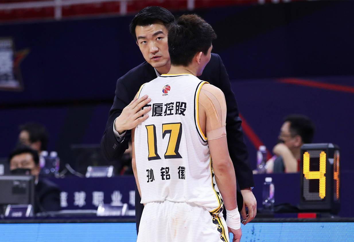 广厦半决赛夺开门红王博却忧心忡忡许钟豪冯欣成争冠隐患