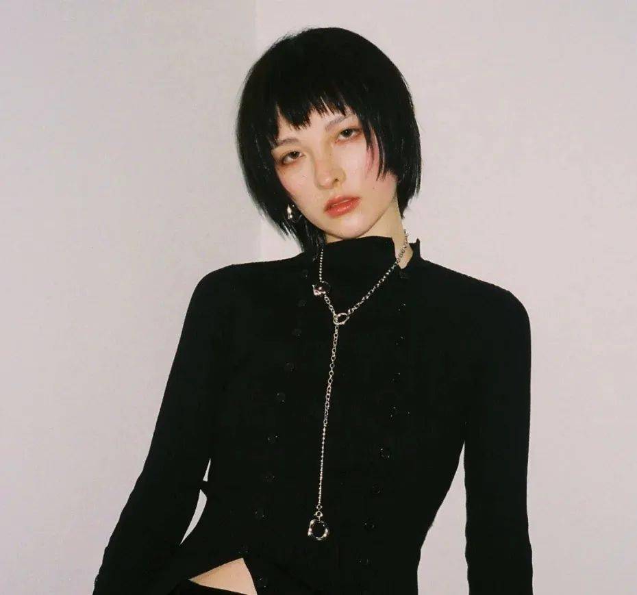 精灵系古灵精怪锯齿刘海