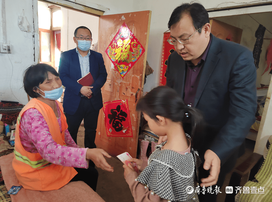 市党代表刘立新关爱走访困难儿童