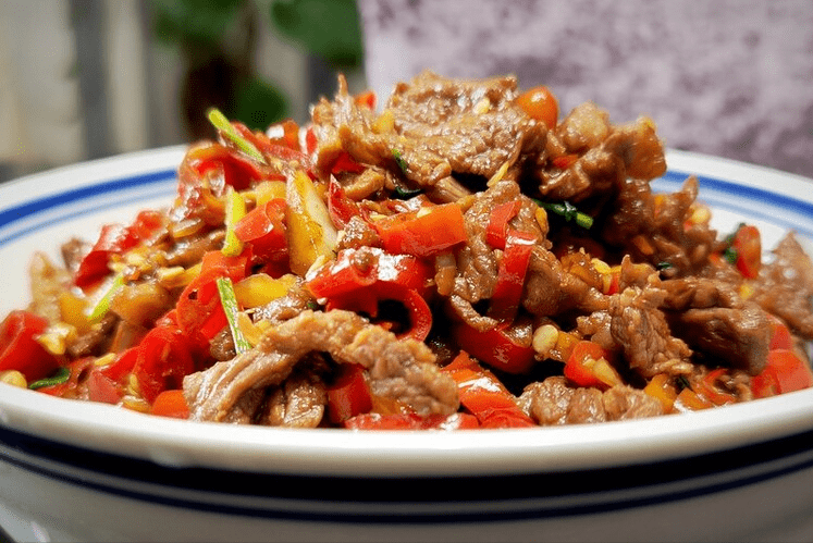 炒牛肉,直接下锅是大错,只需多做1步,牛肉不腥不柴,又滑又嫩_备用