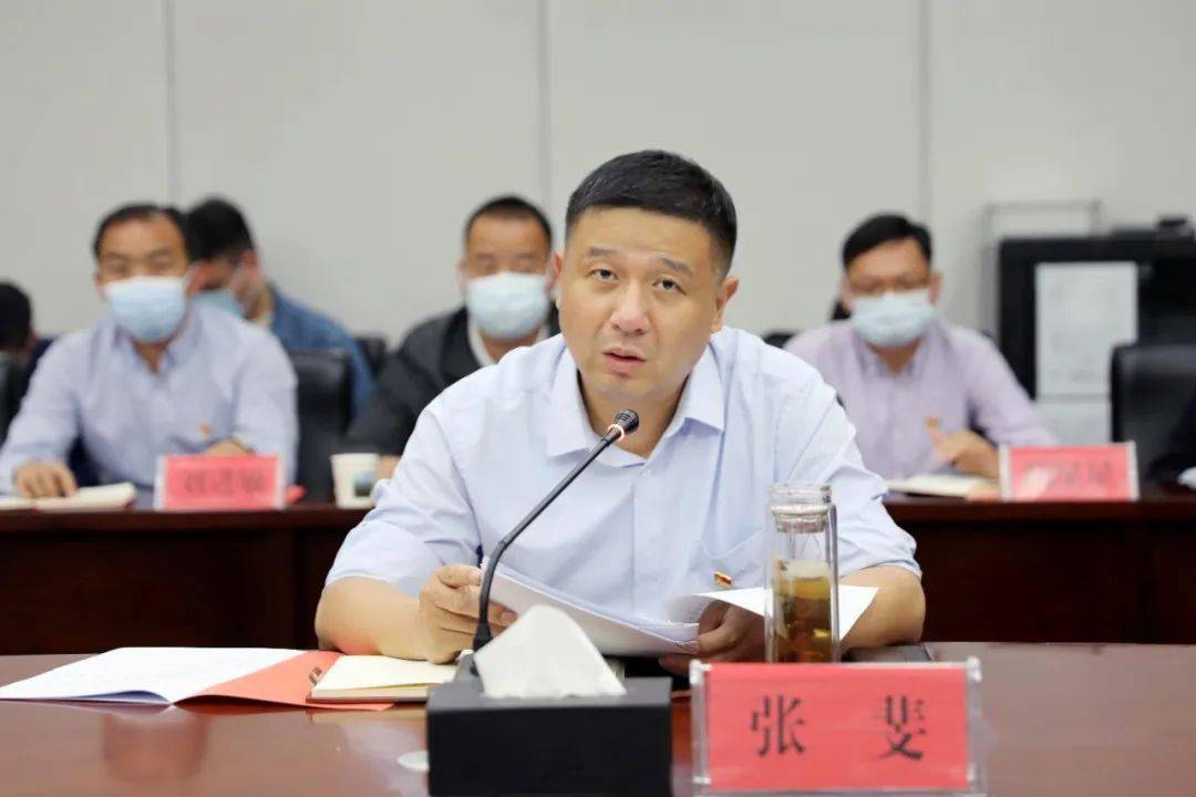 张斐调研党办工作强调把党办机关建设成为全区的标杆部门