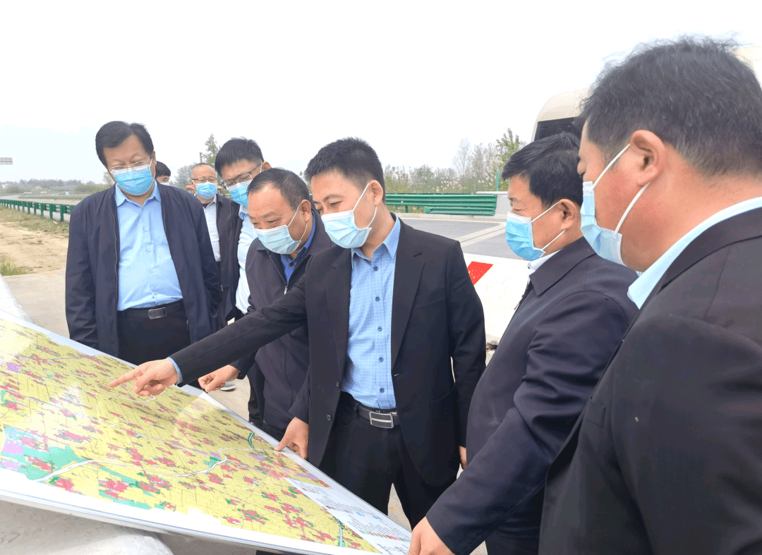 孙虎调研河道治理工作