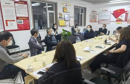 小店区委组织部部长王黄林深入坞城街道指导疫情防控工作