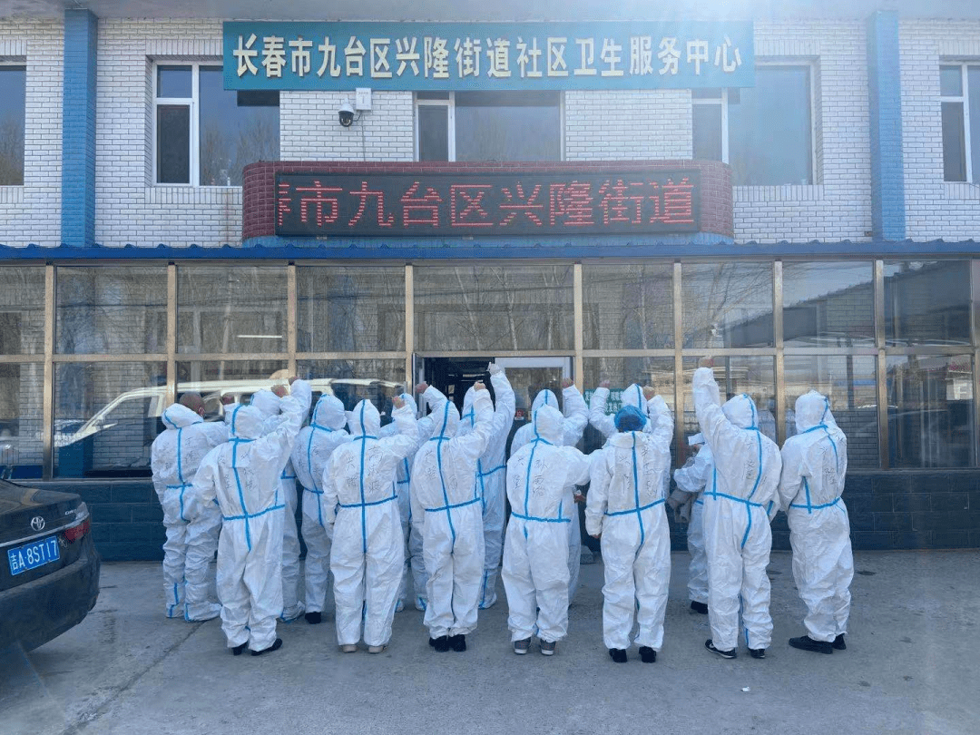 在近日的教学检查中,长春医学高等专科学校2021级临床医学专业"村医"