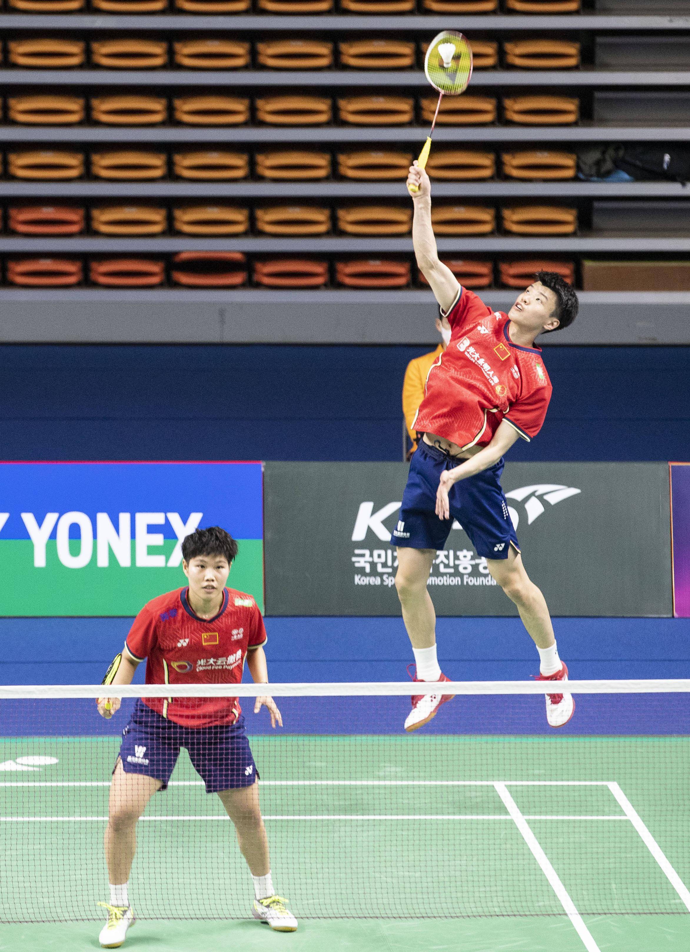 羽毛球韩国大师赛王懿律黄东萍夺得混双冠军