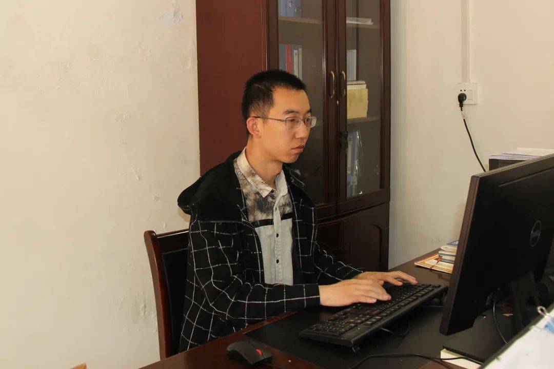 洪阳镇人民政府 孟海迪作为一名乡镇团委书记,我认为建设青年友好型
