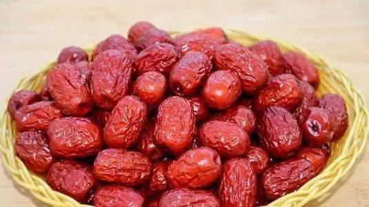 "大姨妈"来临,建议吃6种碱性食物,排毒,暖宫,补气血_女性_子宫_身体