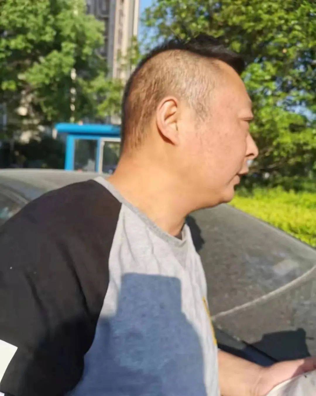 秦涛_老人_小区