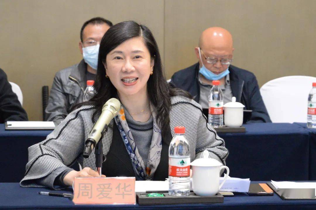 省医学领军人才中期考核在利川举行