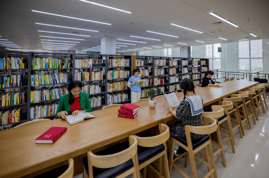 423读书日2021年度阅读报告发布你是优秀的玉林读书侬吗