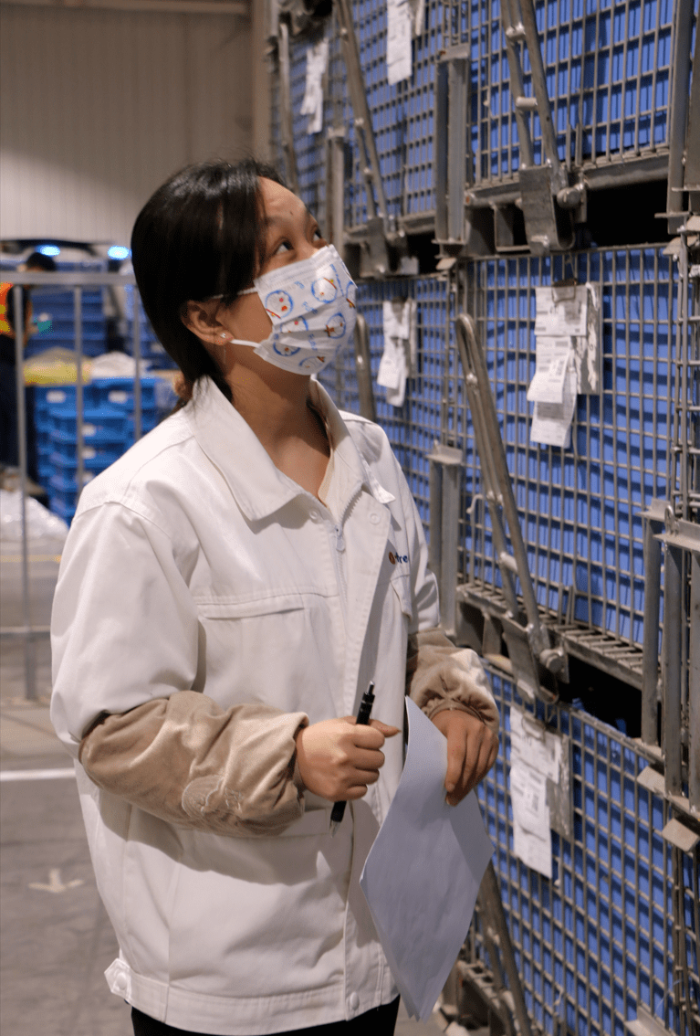 东风佛吉亚内饰公司 物流计划员夏媚面对诸多不利因素,公司报废车全体