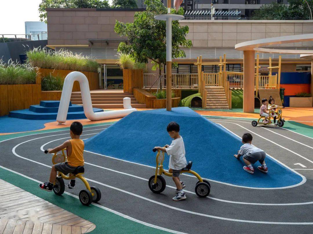 露台上的幼儿园 | 深圳 ibobi super school_场地_儿童_种植区