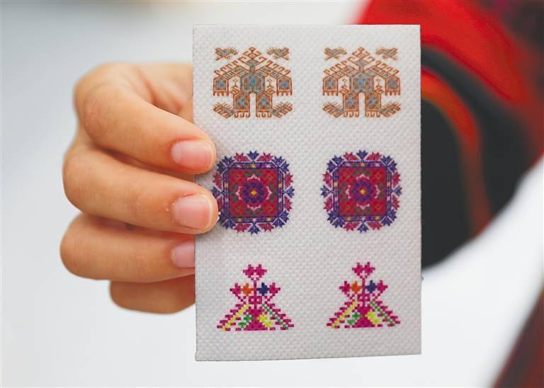 海南3000年活化石向世人展示创意之美黎锦与世界的超时空对话