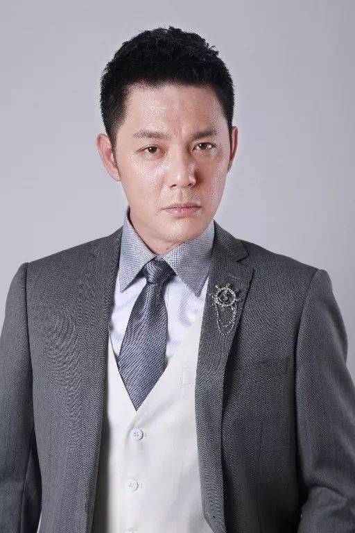 主要演员敬请期待登陆甘肃卫视《铁核桃之无间风云》今晚19