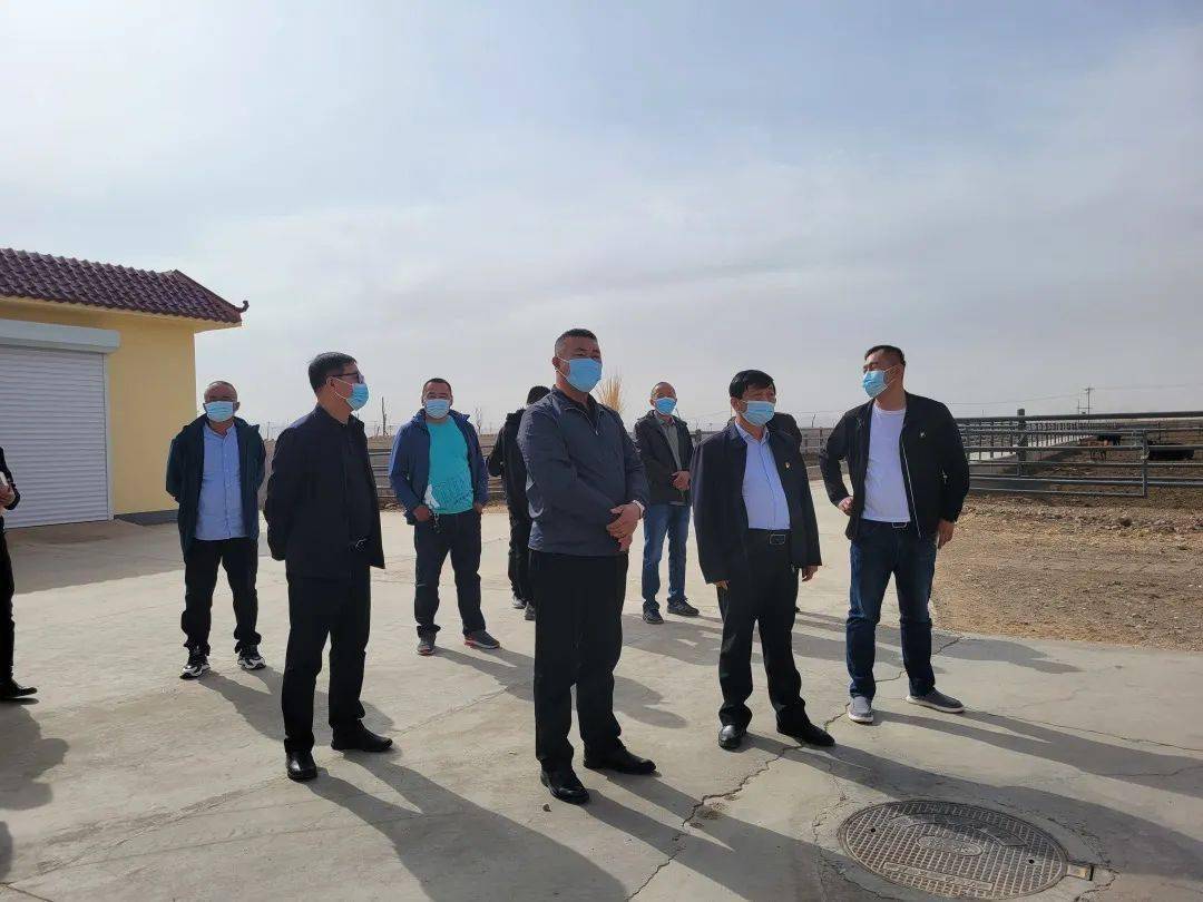 农牧林开发有限责任公司学习观摩,巴彦诺日公苏木党委书记刘巴特尔,阿