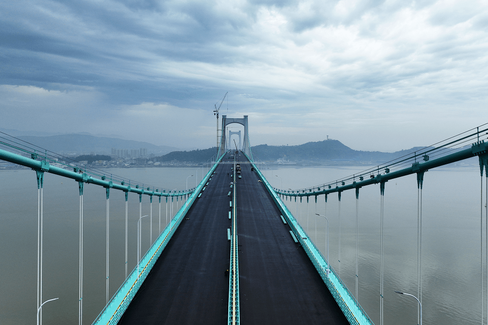 瓯江北口大桥向通车又迈进一大步