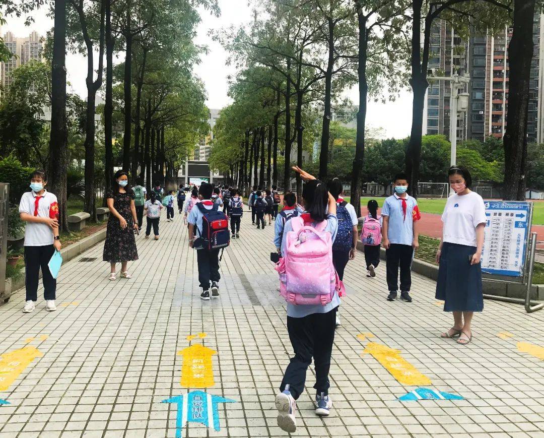 多图直击！ 前进学子返校第一天是这样的……