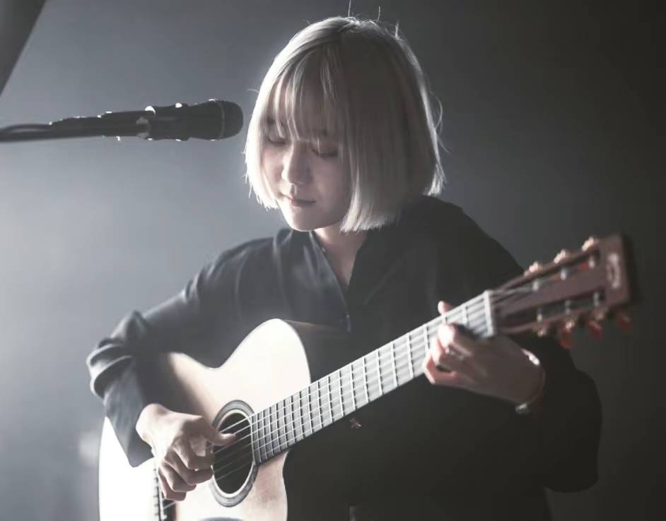 又一涉毒明星被曝光,央视网11字警告,让其哑口无言!