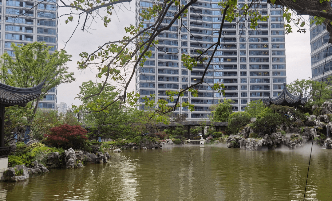 园林顶级存在豪装一地鸡毛翠湖里让业主们很糟心